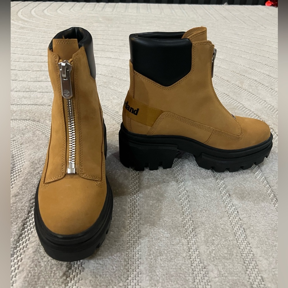 Womens Timberland Everleigh Mustard and Black Platform Boots - Picture 3 of 7